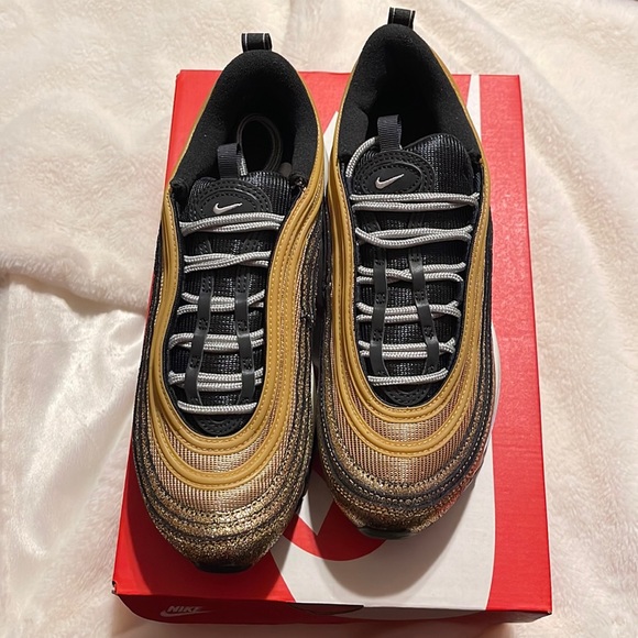 Nike Shoes - New Nike W Air Max 97